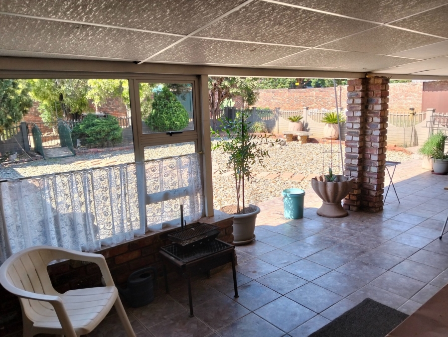 3 Bedroom Property for Sale in Orkney Park North West